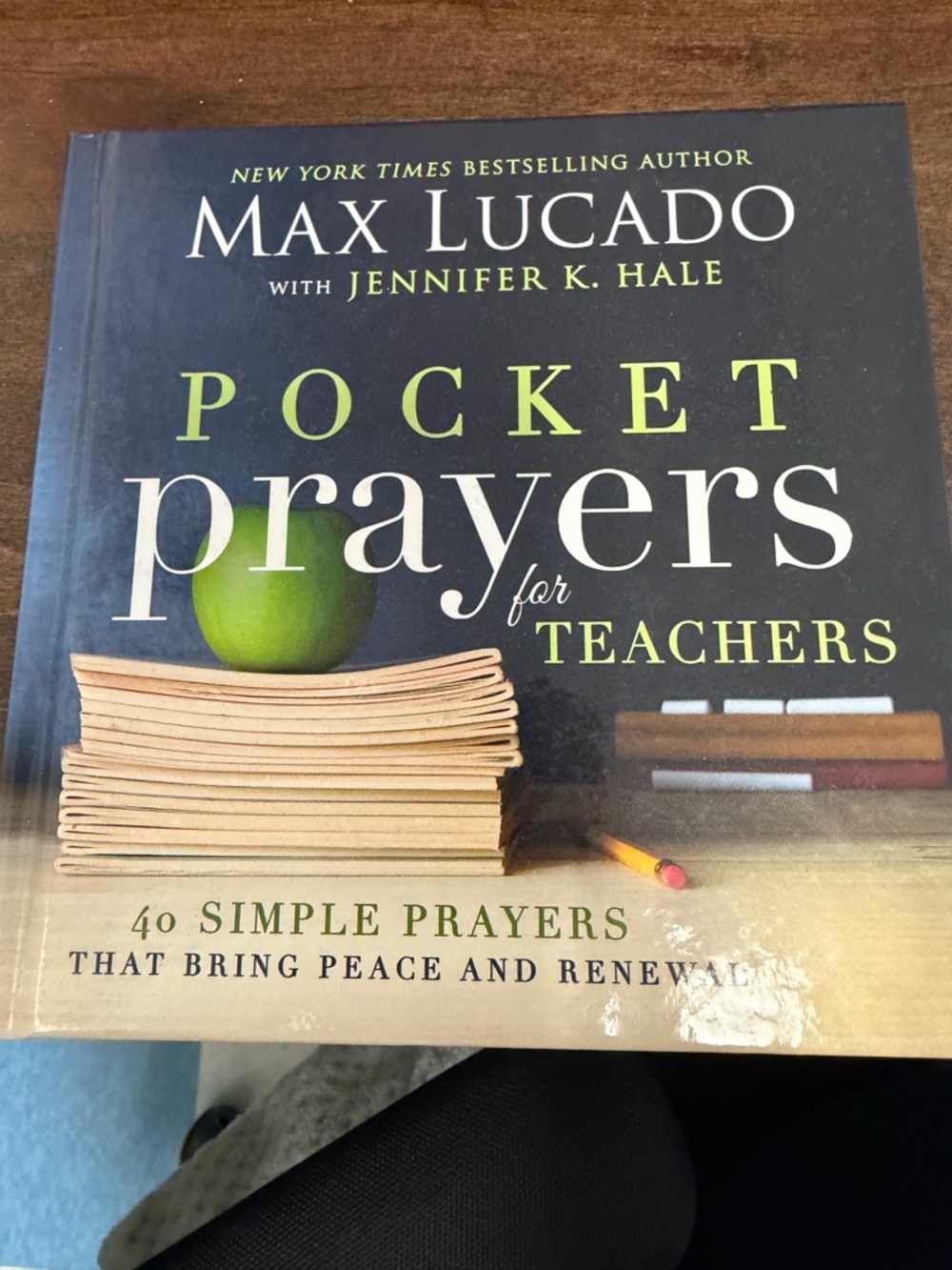 Max Lucado Pocket Prayers for Teachers - Navy & Green Cover